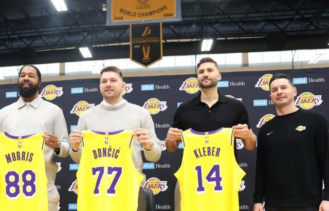 开云网址-东契奇首谈被交易：以为是愚人节，詹皇迅速致电