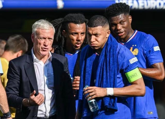 开云登录-【欧洲杯战术观察】足球的“预制菜”时代