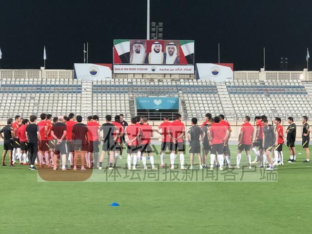 开云-国足换场恢复训练 朱辰杰因伤暂在酒店休整